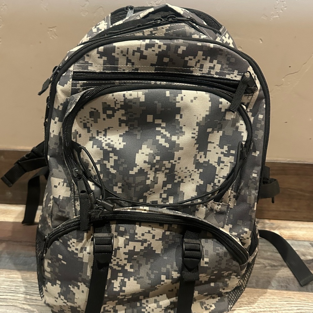 Digital Camo Men's Backpack